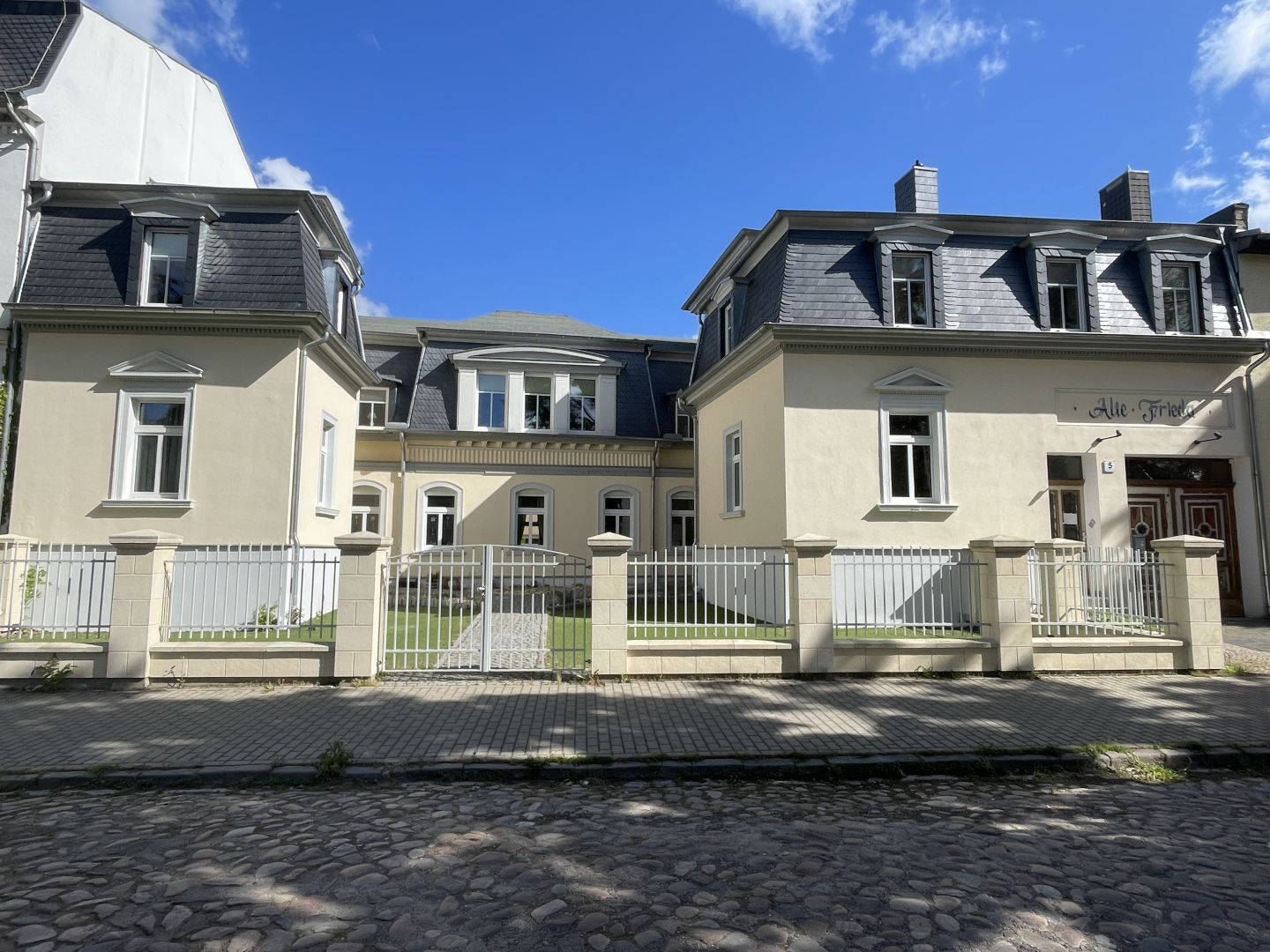 Historismus Perle in Zerbst/Anhalt - Wohnen & Arbeiten in traumhaftem Ambiente